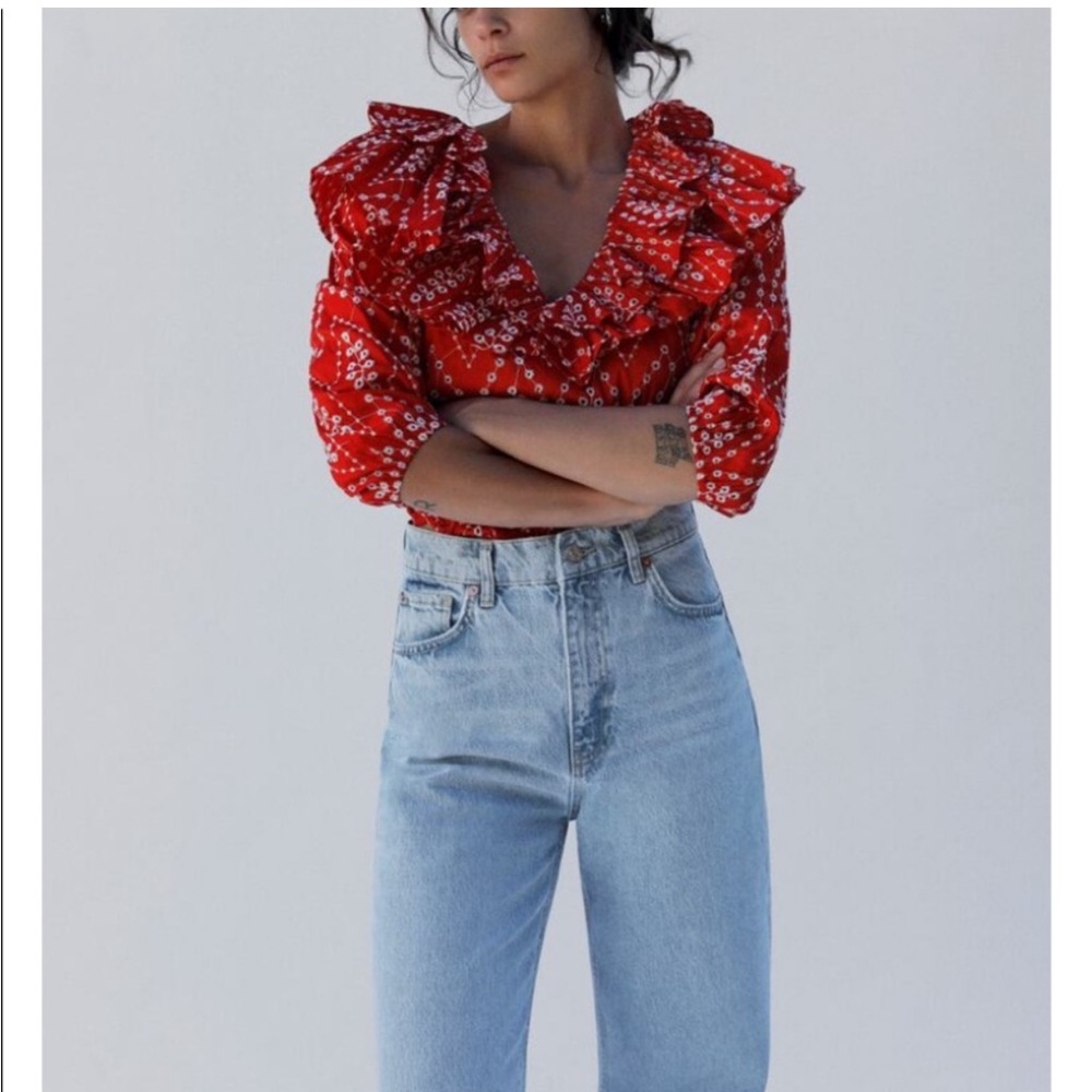 Zara Red Embroidered Eyelet Ruffle Top - Picture 11 of 12